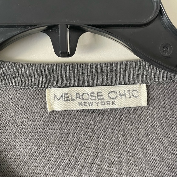 Melrose Chic Women Sweater Size XL - Picture 3 of 3